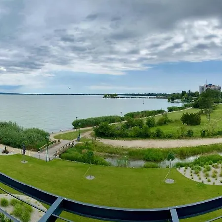 Royal Blue - Luxurious Flat With 5-star View Over Balaton 公寓
