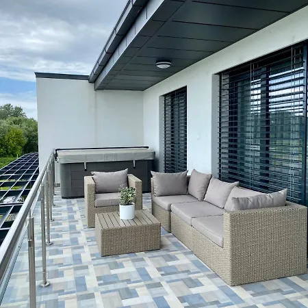 公寓 Royal Blue - Luxurious Flat With 5-star View Over Balaton *