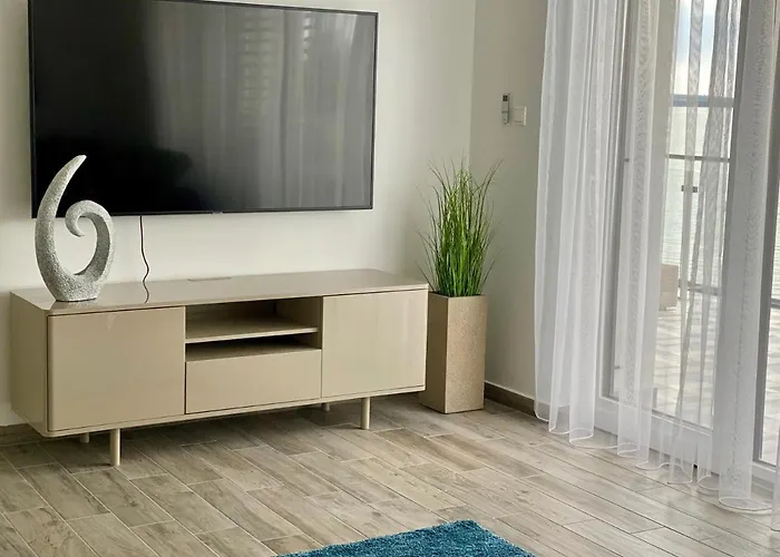 Royal Blue - Luxurious Flat With 5-star View Over Balaton * Keszthely